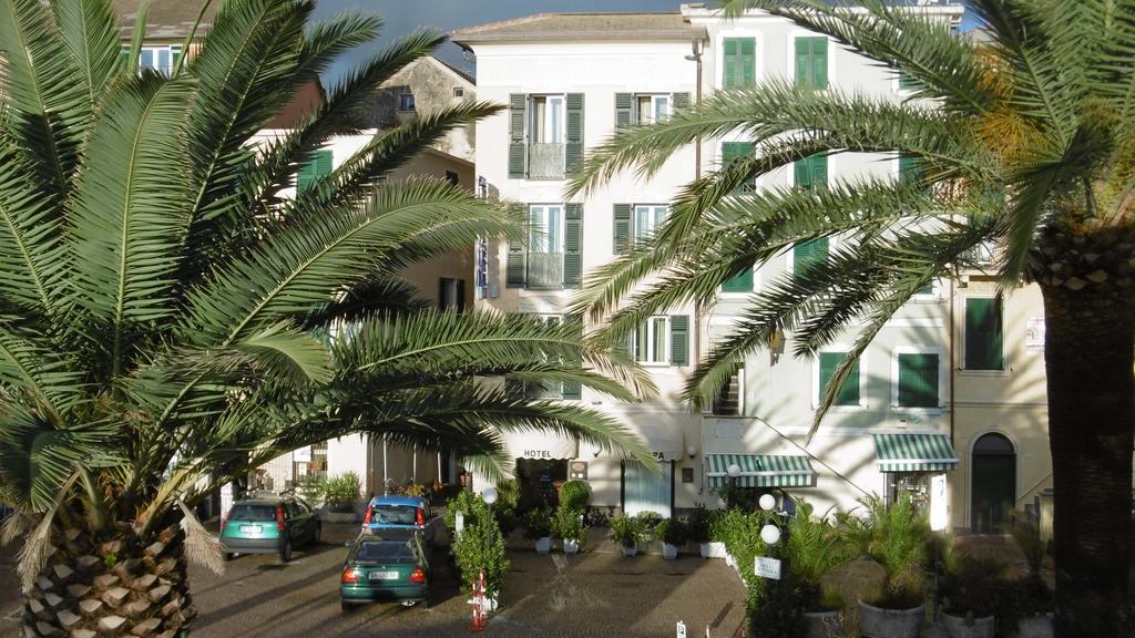 Hotel Riviera Аренцано Экстерьер фото